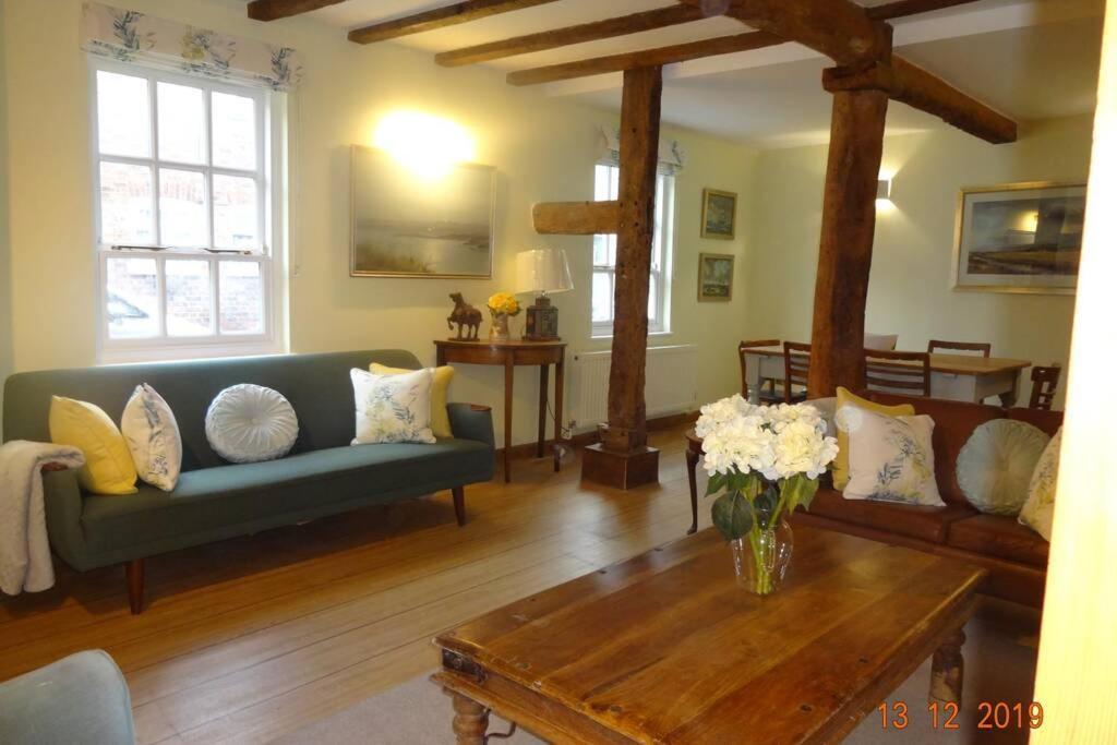 Lovely Old Cottage Stratford-upon-Avon Extérieur photo